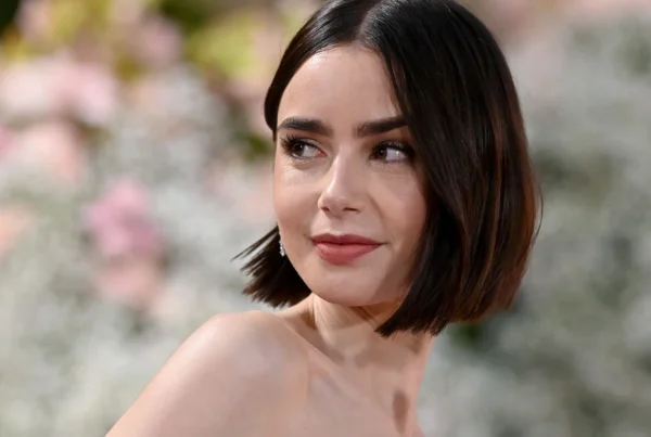 Descubre los cortes de pelo corto para mujer que serán tendencia en 2025. Desde el audaz Wolf Cut hasta el elegante French Bob