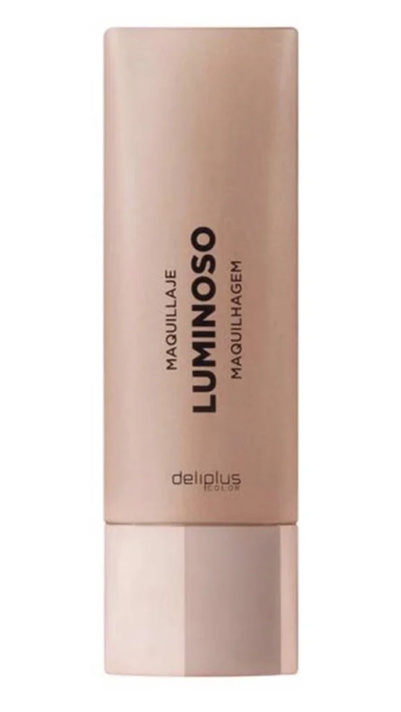 Base Deliplus Flawless Finish, control de brillo y acabado natural para piel mixta.