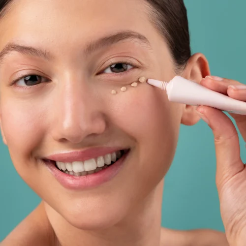 Todo lo que necesitas saber sobre el corrector de ojeras