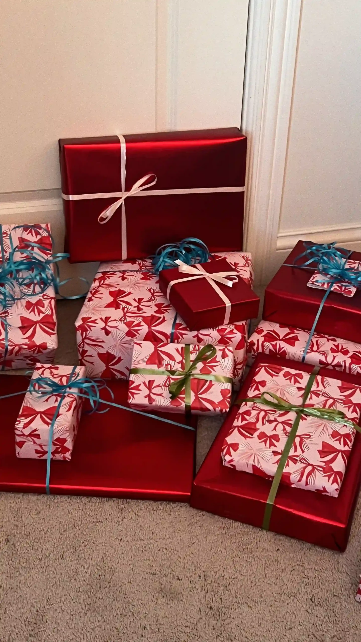 Cofre de experiencias para parejas — idea vivencial para San Valentín que combina memoria y sorpresa.