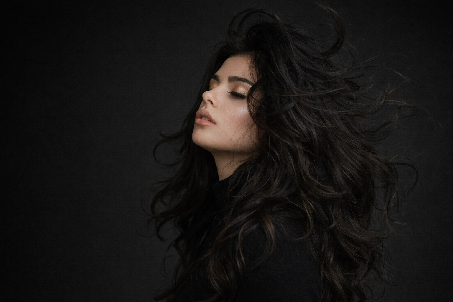 Pelo largo: Guía completa para cuidarlo, fortalecerlo y lucirlo bonito